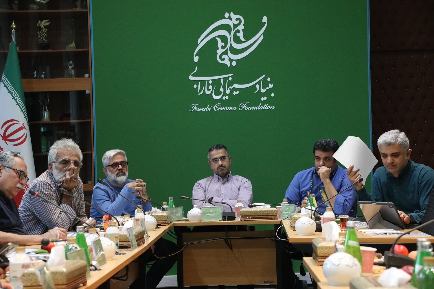 گردهمایی چهرههای شاخص سینمای ایران برای پیچینگ ۱۴۰۵ فارابی